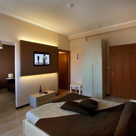 Sicilia B&B คาตาเนีย ภายนอก รูปภาพ
